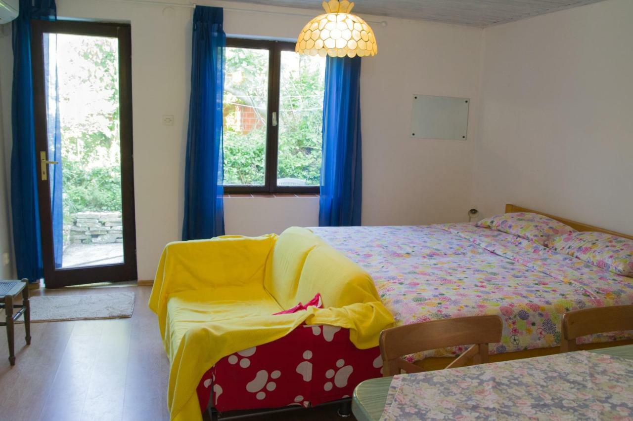 Appartement Karmen à Veli Lošinj Extérieur photo